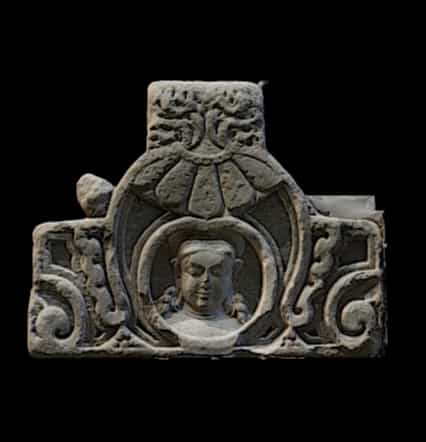  Stone carving
